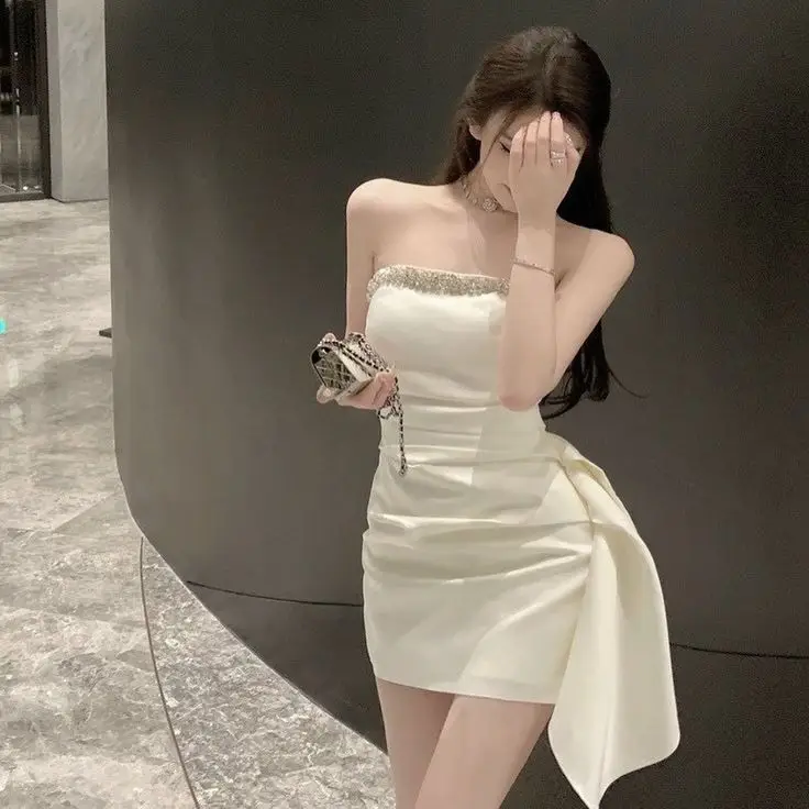 Gái Xinh Mặc Váy Trắng Ngắn - Hình Ảnh Đẹp Nhất 16