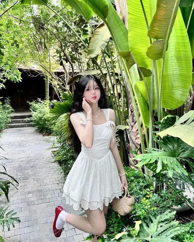 Gái Xinh Mặc Váy Trắng Ngắn - Hình Ảnh Đẹp Nhất 25