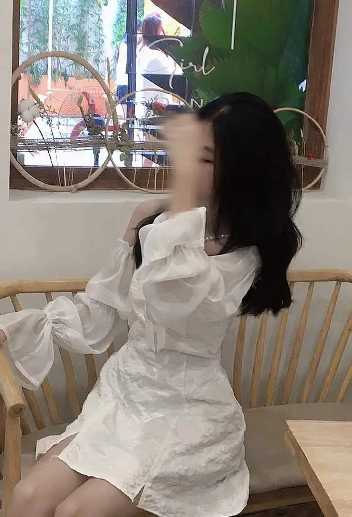 Gái Xinh Mặc Váy Trắng Ngắn - Hình Ảnh Đẹp Nhất 39