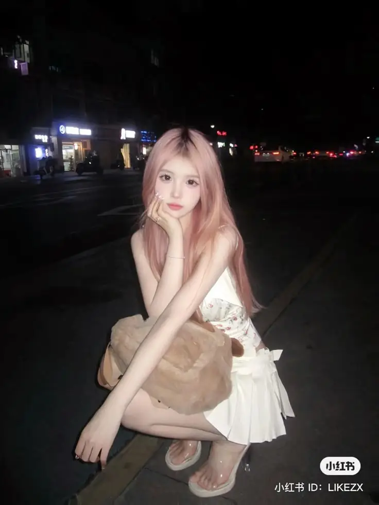Gái Xinh Trung Quốc Nude - Sự Quyến Rũ Nghẹt Thở 23