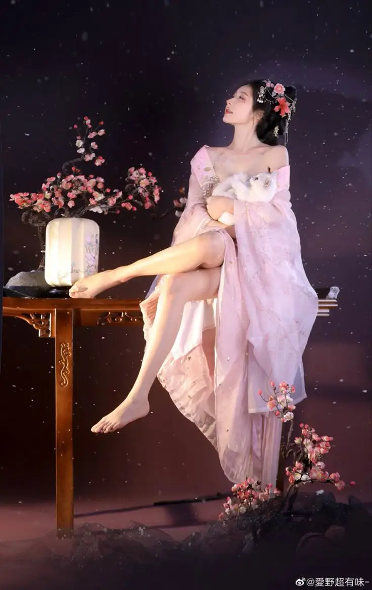 Gái Xinh Trung Quốc Nude - Sự Quyến Rũ Nghẹt Thở 41