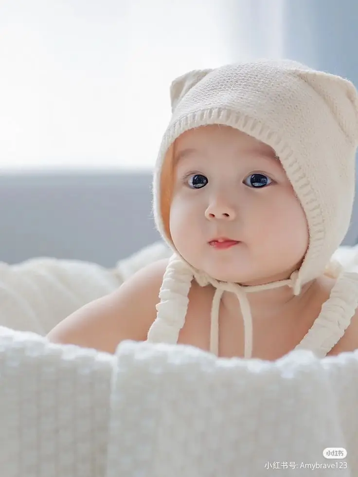 Hình Ảnh Bé Gái Dễ Thương - Bộ Ảnh Ngộ Nghĩnh 1