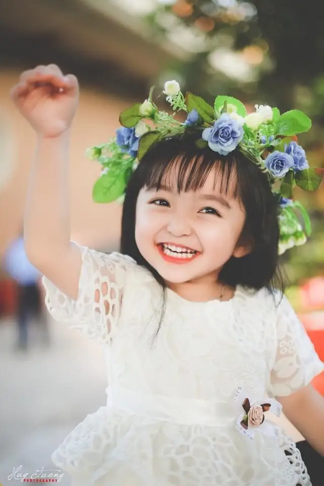 Hình Ảnh Bé Gái Dễ Thương - Bộ Ảnh Ngộ Nghĩnh 9