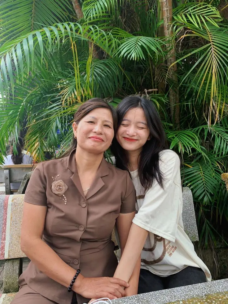 Hình Ảnh Bố Và Con Gái - Tình Yêu Gia Đình Trong Từng Khung Hình 8