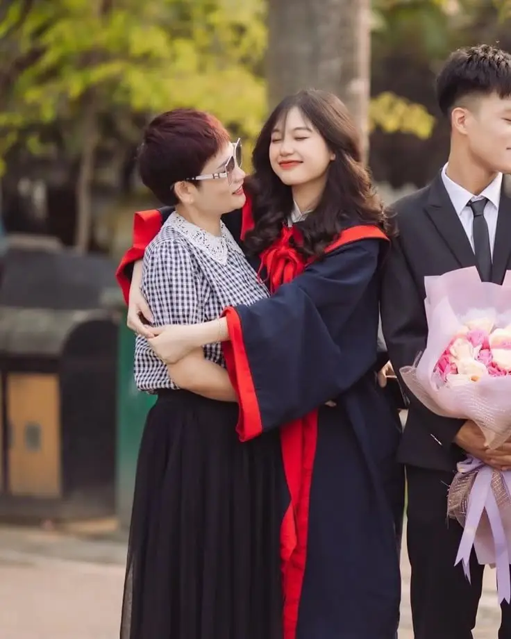 Hình Ảnh Bố Và Con Gái - Tình Yêu Gia Đình Trong Từng Khung Hình 54