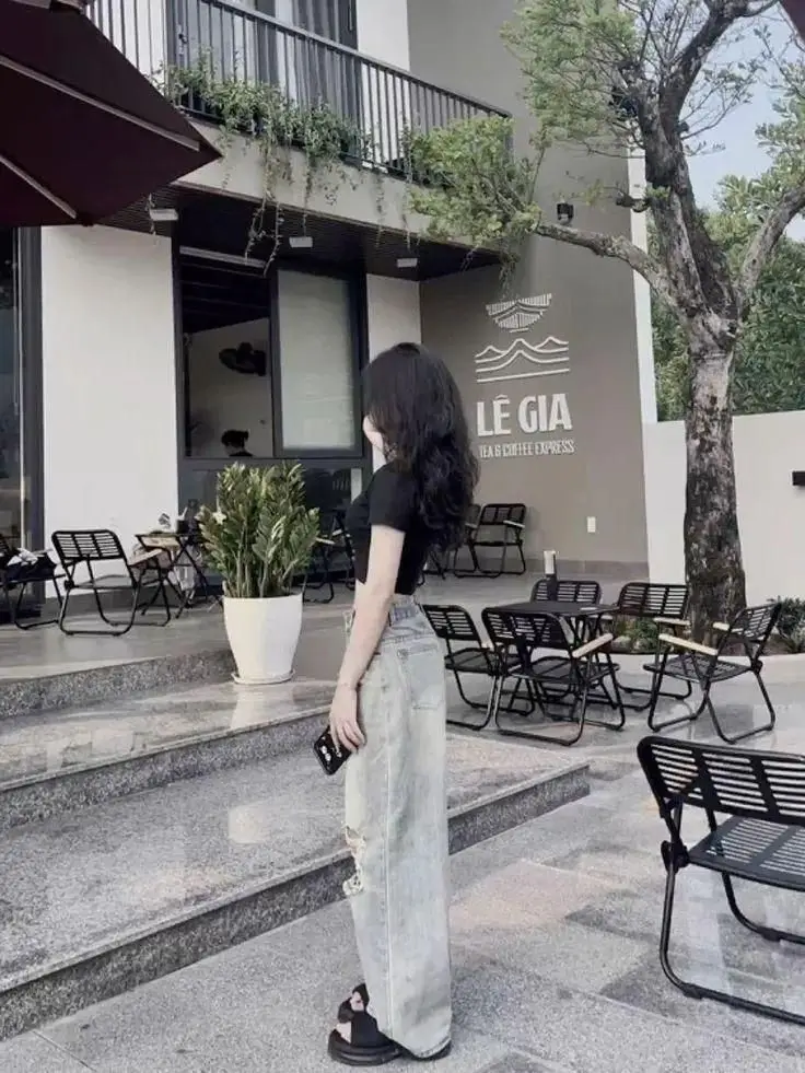 Hình Ảnh Cô Gái Che Mặt Độc Đáo 51