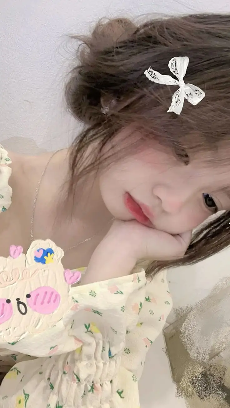 Hình Ảnh Con Gái Cute Nổi Bật 18