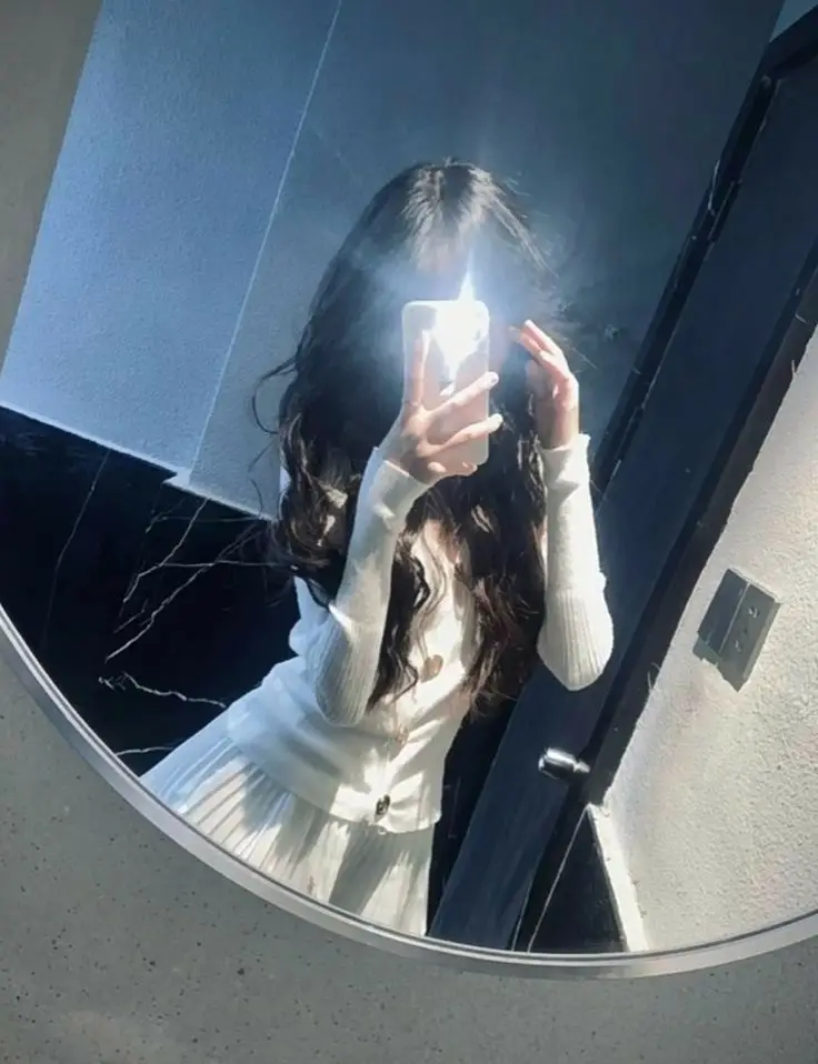 Hình Ảnh Con Gái Cute Nổi Bật 37