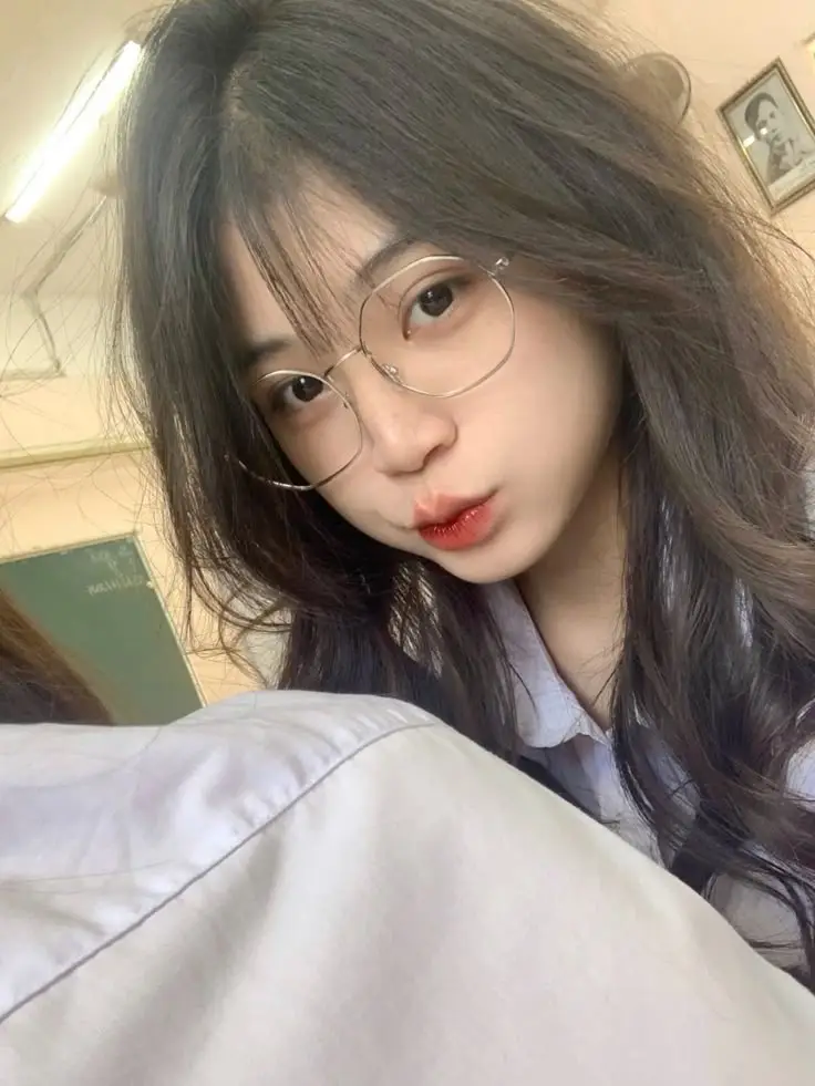 Hình Ảnh Con Gái Cute Nổi Bật 48