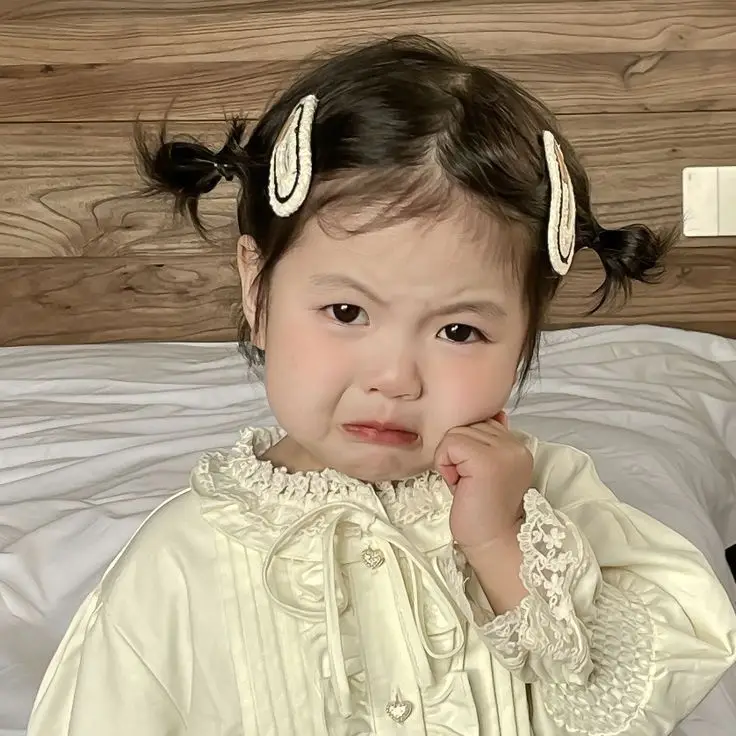 Hình Bé Gái Đáng Yêu - Kho Khoảnh Khắc Ngọt Ngào 25
