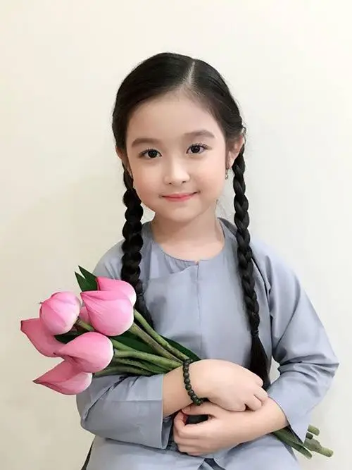 Hình Bé Gái Đáng Yêu - Kho Khoảnh Khắc Ngọt Ngào 49