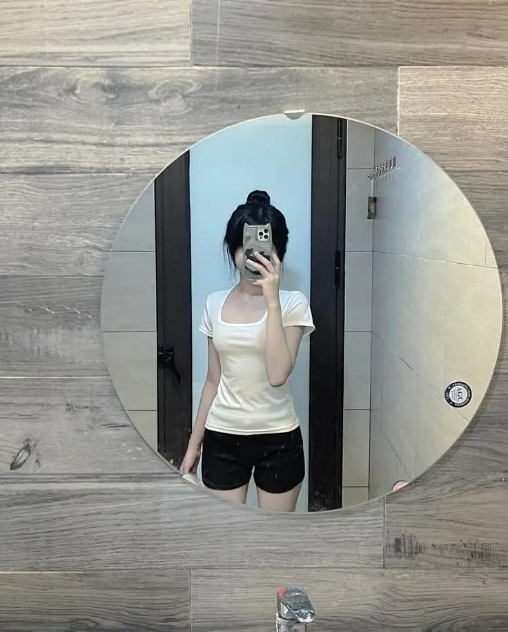 Hình Gái Chụp Trước Gương - Những Cách Chụp Hình Độc Đáo 33
