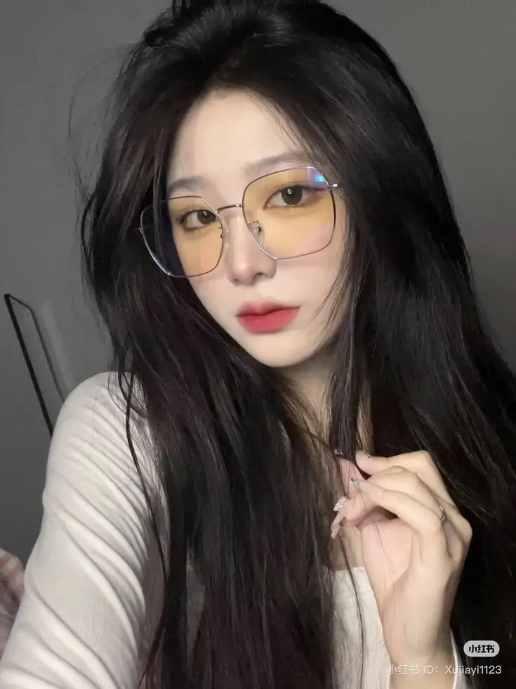 Hình Gái Xinh Hàn Quốc Duyên Dáng 7