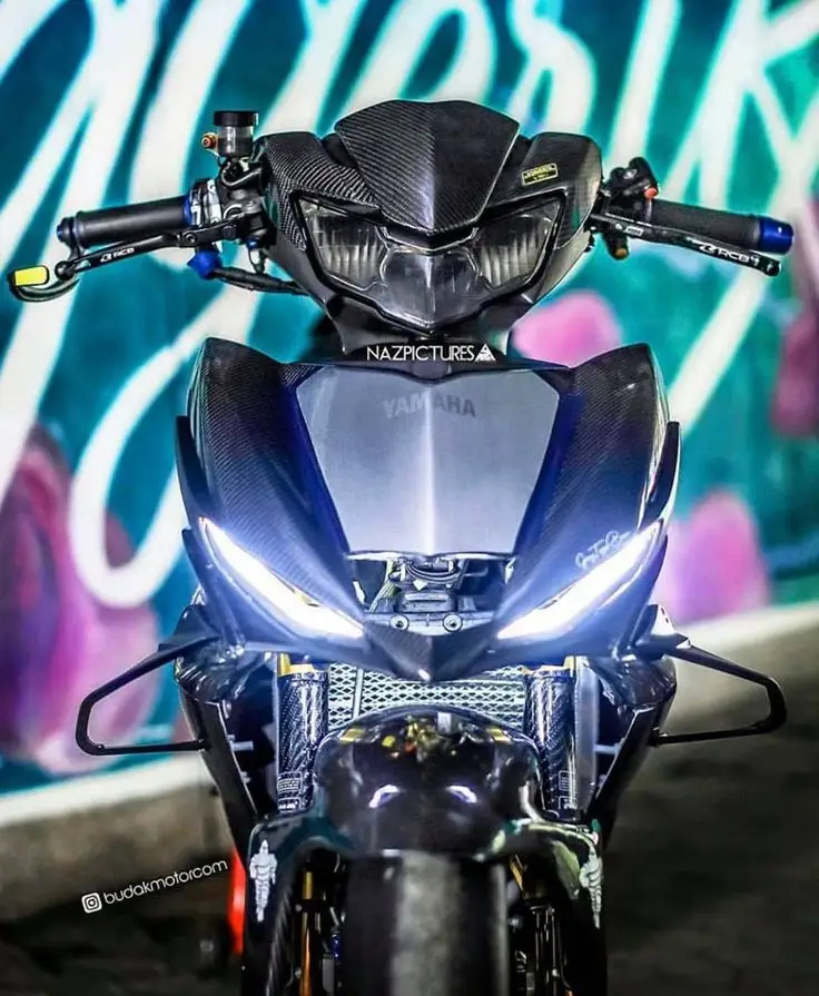 Hình nền Exciter 150 độ kiểng ấn tượng cho biker 68
