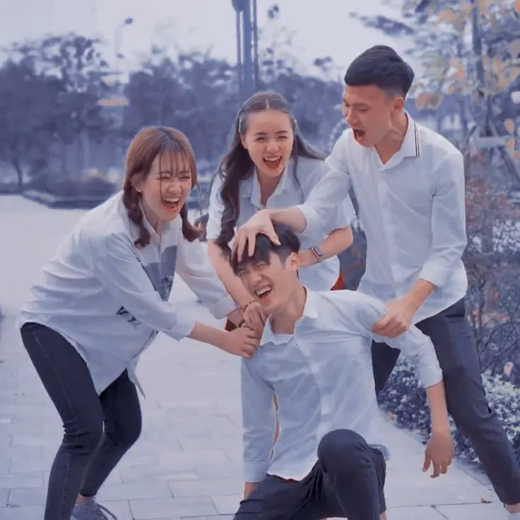 Hình nền gia đình 4 người đẹp và ý nghĩa 38