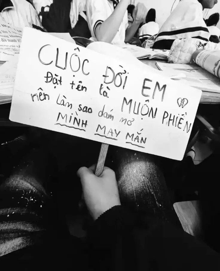 Hình Nền Điện Thoại Buồn Về Tình Yêu: Bộ Sưu Tập Cảm Xúc 27