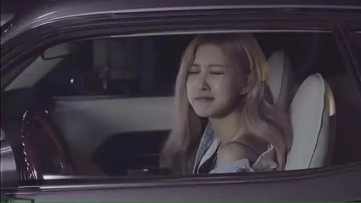 Hình nền máy tính Rose Blackpink đẹp và ấn tượng 52