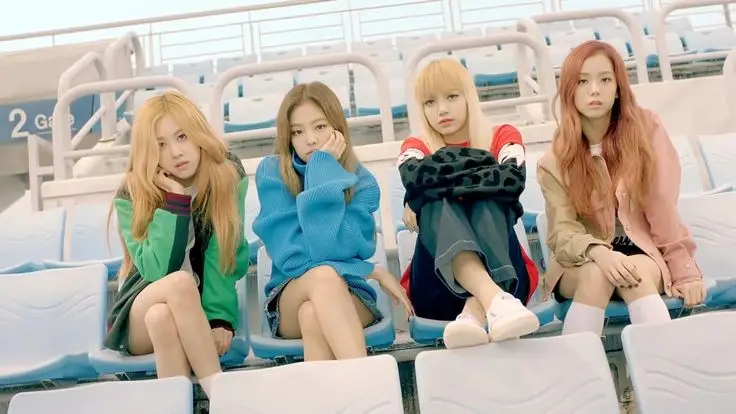 Hình nền máy tính Rose Blackpink đẹp và ấn tượng 71