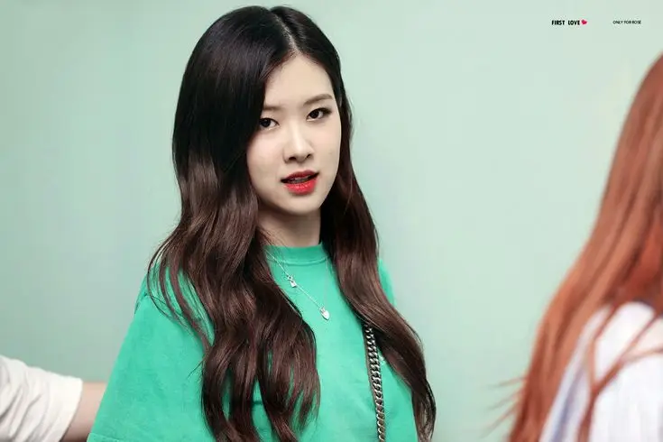 Hình nền máy tính Rose Blackpink đẹp và ấn tượng 79