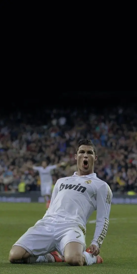 Hình nền Ronaldo đẹp nhất cho những người yêu bóng đá 6