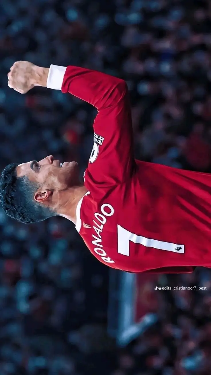 Hình nền Ronaldo đẹp nhất cho những người yêu bóng đá 24