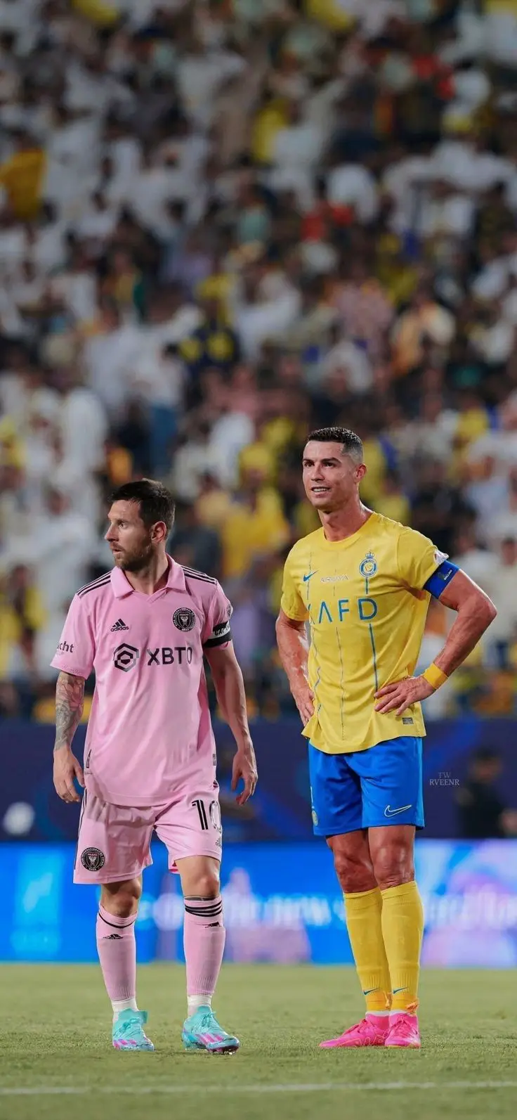 Hình nền Ronaldo và Messi - Cuộc chiến không bao giờ kết thúc 3