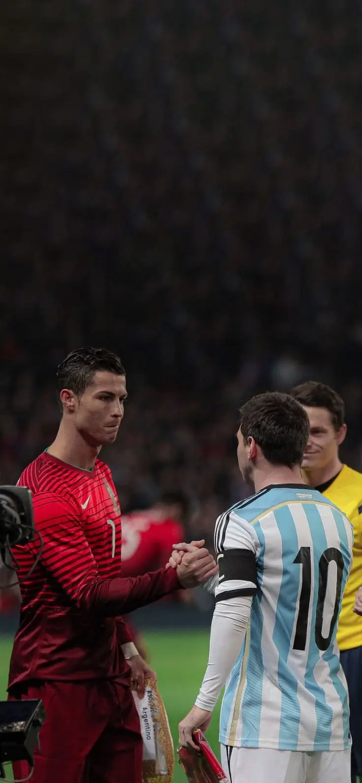 Hình nền Ronaldo và Messi - Cuộc chiến không bao giờ kết thúc 32
