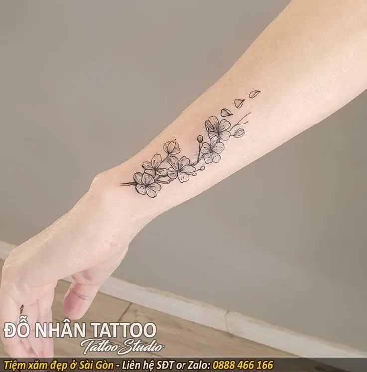 Hình Xăm Cánh Tay Nữ - Những Mẫu Hình Đẹp và Phá Cách 11