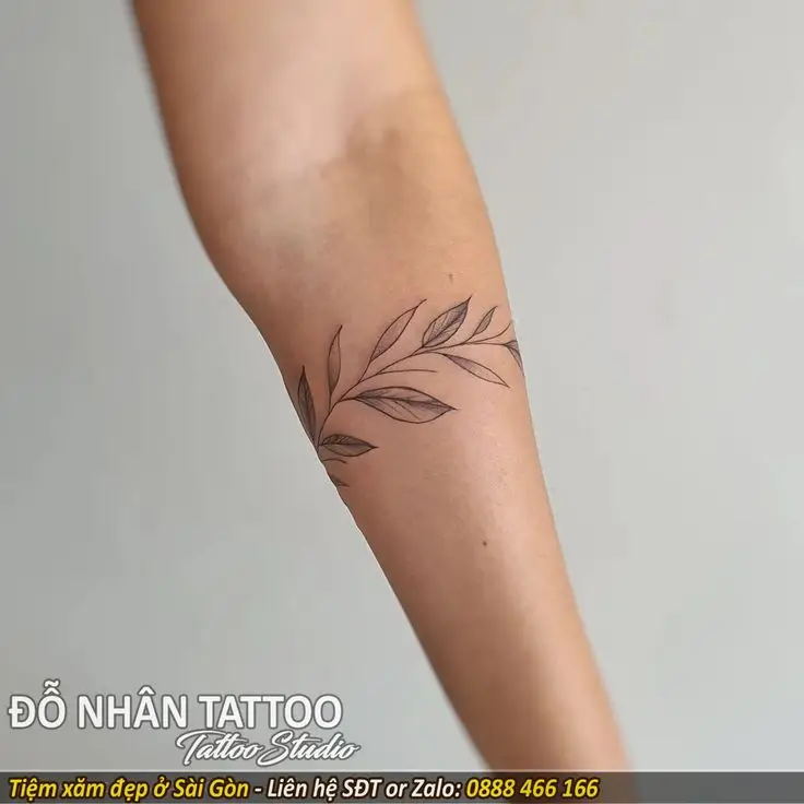 Hình Xăm Cánh Tay Nữ - Những Mẫu Hình Đẹp và Phá Cách 35