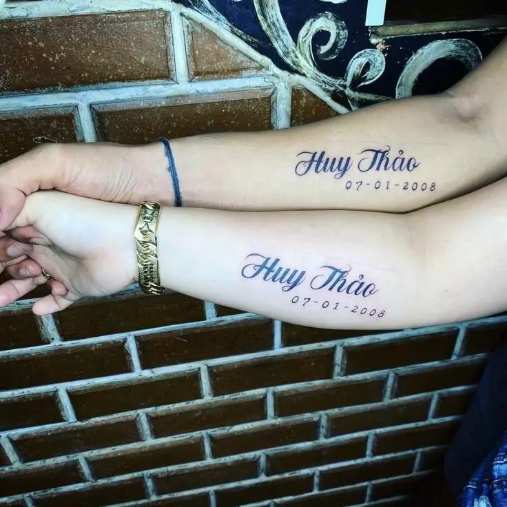 Hình Xăm Cặp Người Yêu - Biểu Tượng Tình Yêu Bền Vững 27
