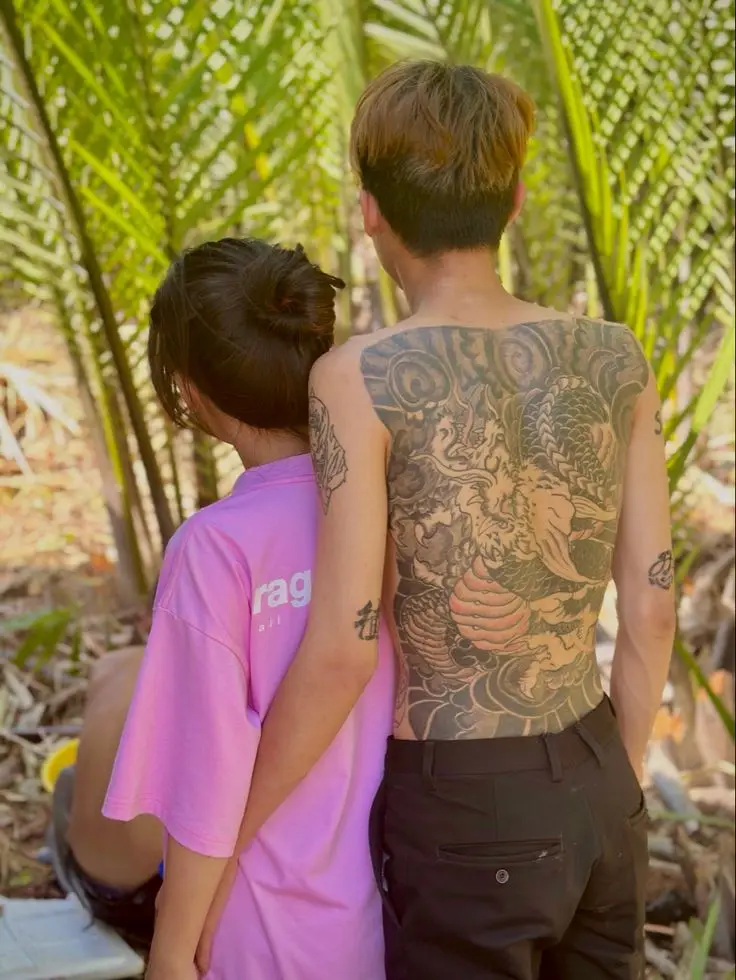 Hình Xăm Cặp Người Yêu - Biểu Tượng Tình Yêu Bền Vững 32
