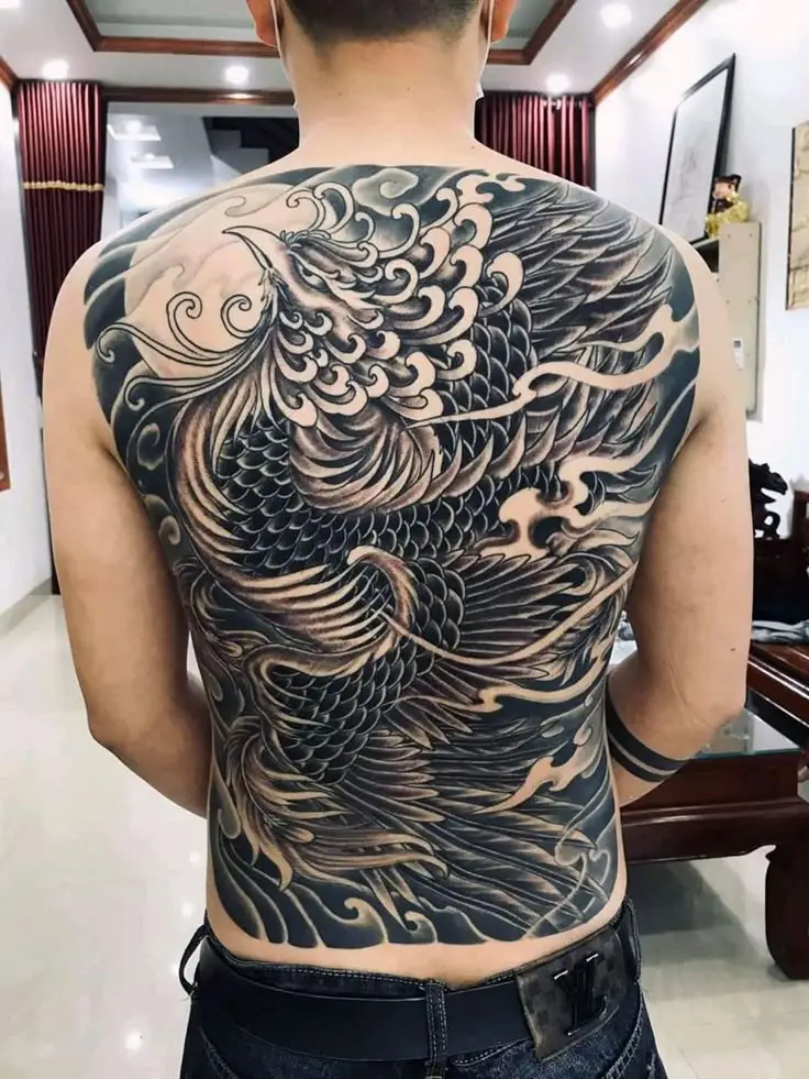 Hình xăm phượng hoàng full lưng: Biểu tượng của sự hồi sinh và mạnh mẽ 62