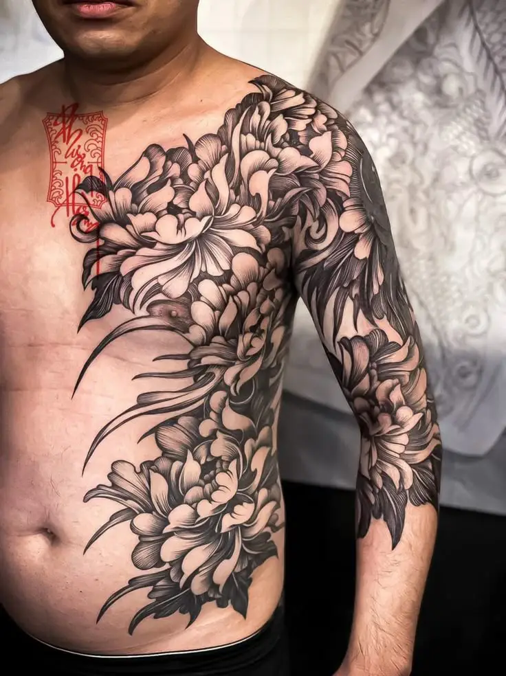 Ý nghĩa hình xăm hoa mẫu đơn trắng đen trong nghệ thuật xăm 24
