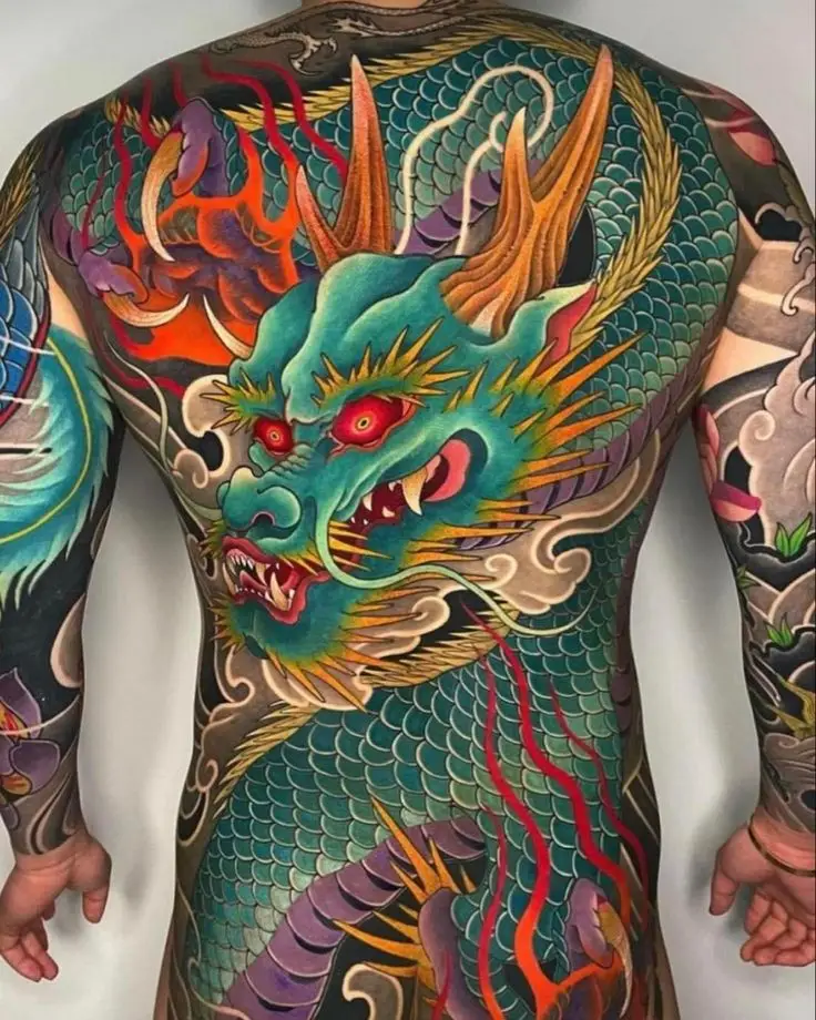 Hình Xăm Kín Lưng Đẹp - Nghệ Thuật Tạo Dáng Cho Phái Đẹp 57