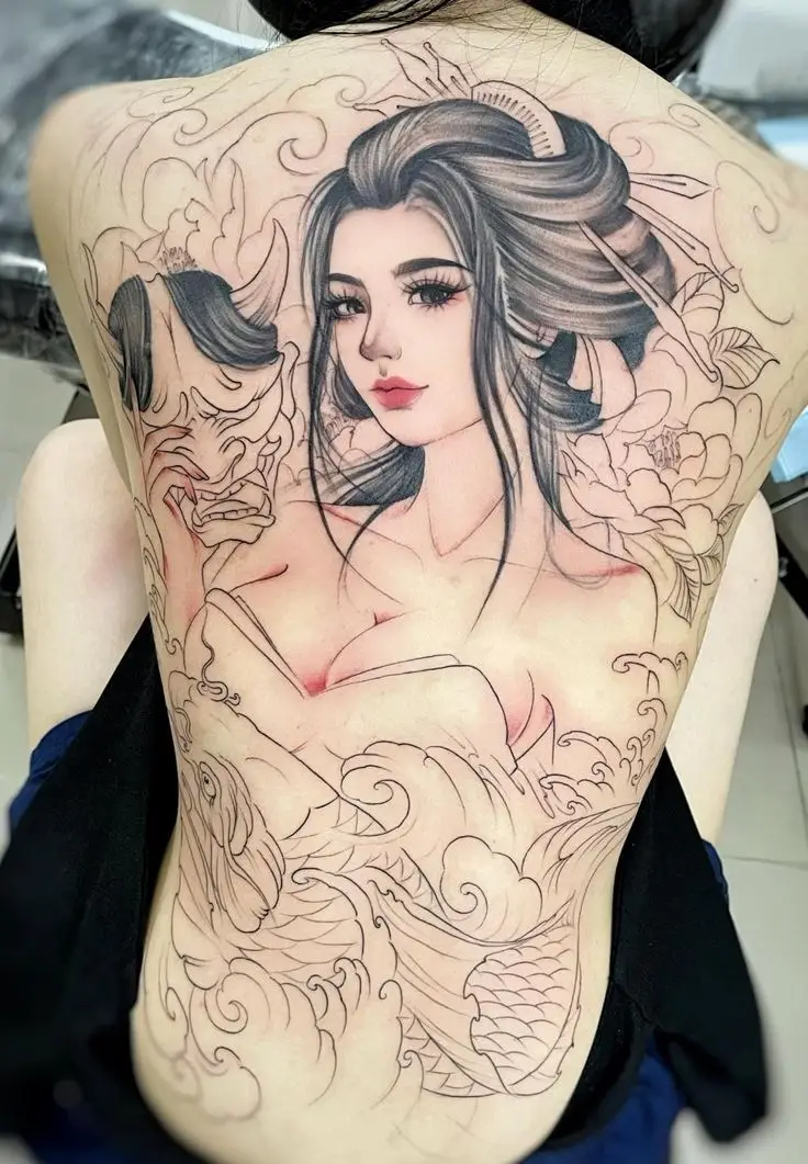 Hình Xăm Full Lưng Nữ: Những Mẫu Thiết Kế Đặc Sắc 43