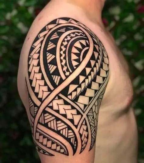 Hình Xăm Maori Vòng Tay: Sự Kết Hợp Giữa Truyền Thống Và Hiện Đại 77