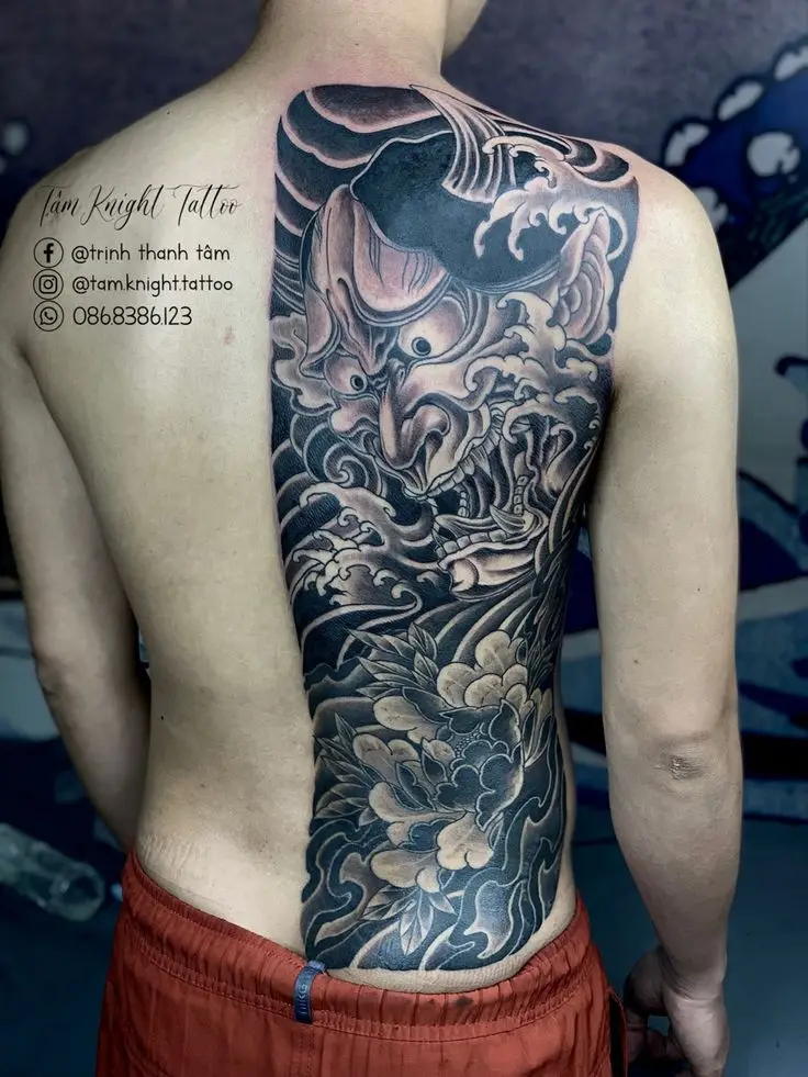Hình Xăm Mặt Quỷ Trắng Đen - Nghệ Thuật Ẩn Chứa Đằng Sau 45