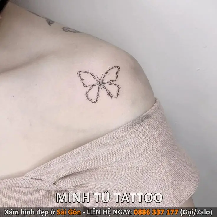 Hình Xăm Mini Ở Bụng Cho Nữ: Phong Cách Nữ Tính và Quyến Rũ 20