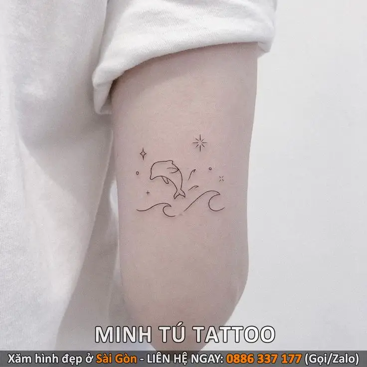 Hình Xăm Mini Ở Bụng Cho Nữ: Phong Cách Nữ Tính và Quyến Rũ 24