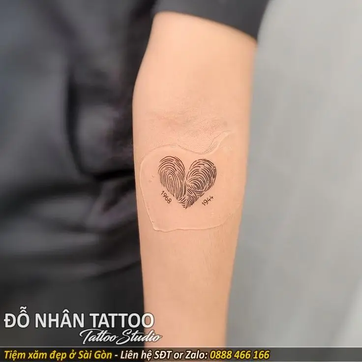 Hình Xăm Mini Ở Tay Cho Nam: Sự Lựa Chọn Tinh Tế 11