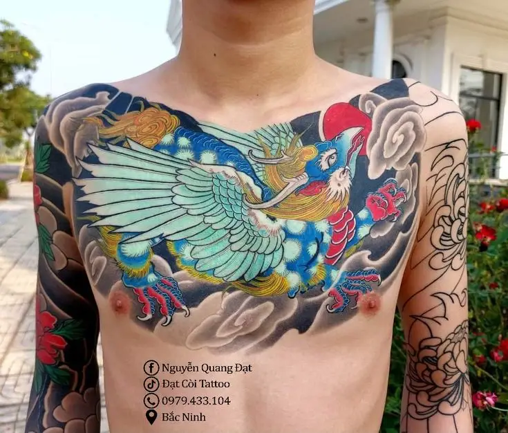Khám phá hình xăm ngực đẹp nam: Nghệ thuật và cá tính 6