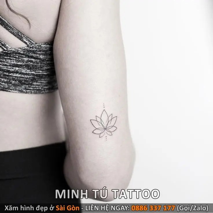 Hình xăm ở bắp tay nữ mini - Sự tinh tế trong từng chi tiết 2