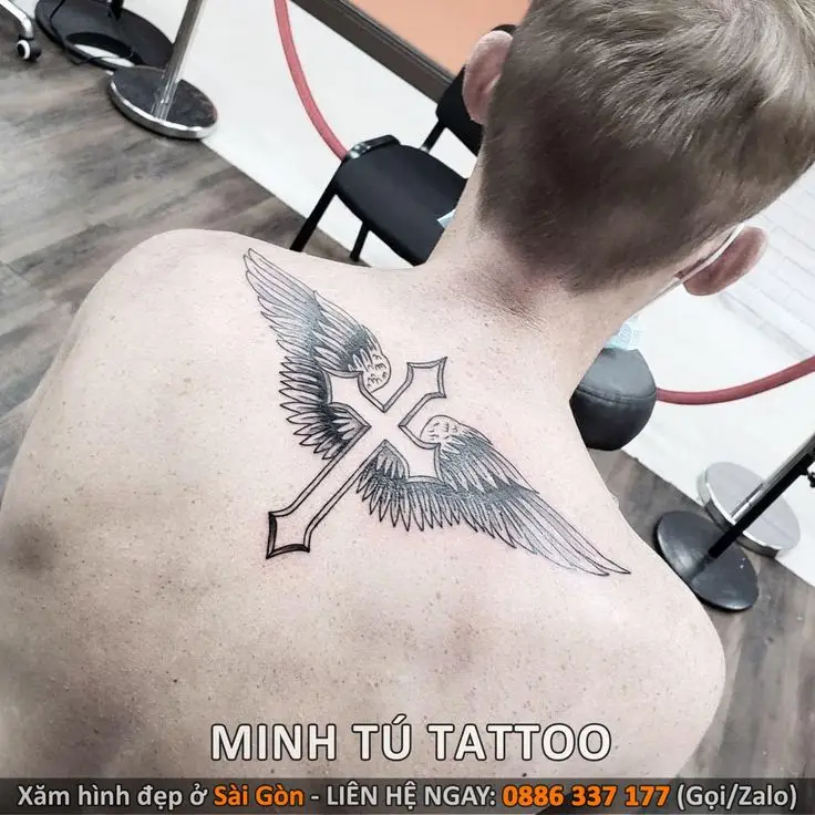 Hình Xăm Đôi Cánh Sau Lưng Cho Nam: Biểu Tượng Của Tự Do 2