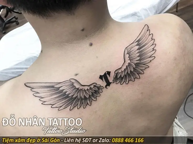 Hình Xăm Đôi Cánh Sau Lưng Cho Nam: Biểu Tượng Của Tự Do 45