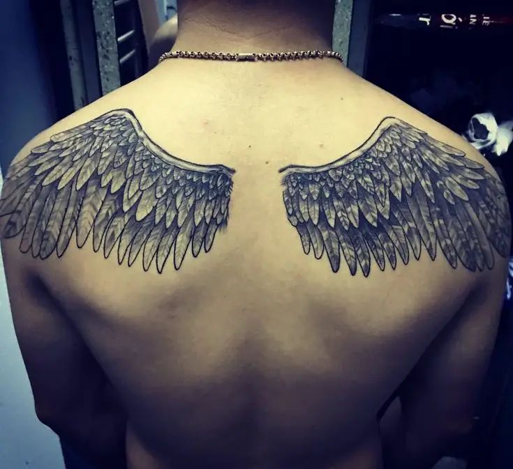 Hình Xăm Đôi Cánh Sau Lưng Cho Nam: Biểu Tượng Của Tự Do 69