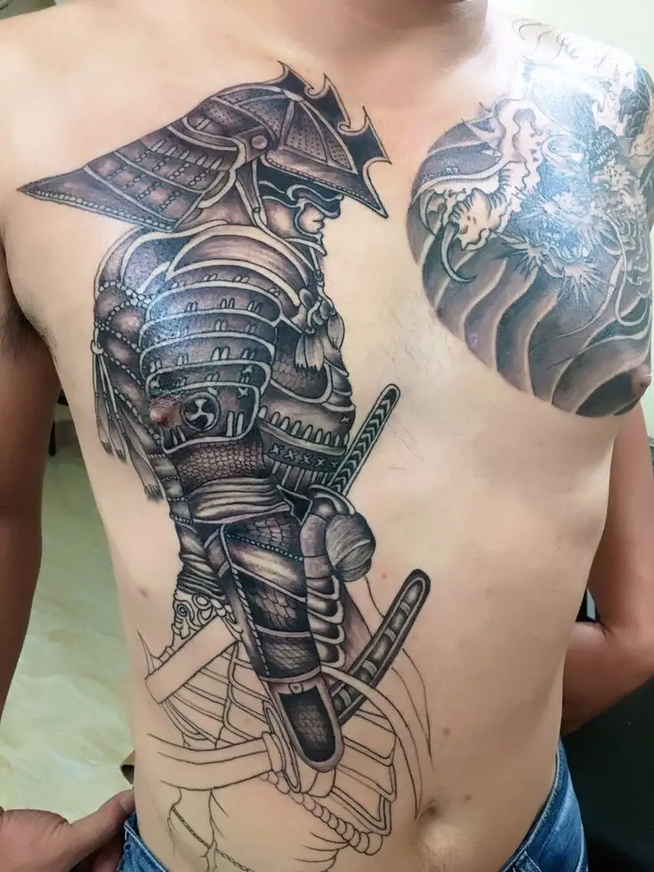 Hình Xăm Samurai Cầm Kiếm - Sức Mạnh và Danh Dự 58