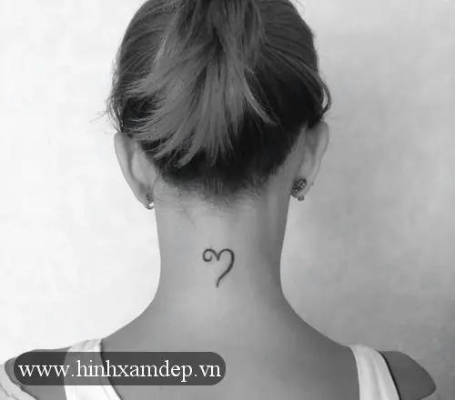 Hình Xăm Sau Gáy Cho Nữ: Đẹp, Cá Tính Và Ý Nghĩa 35