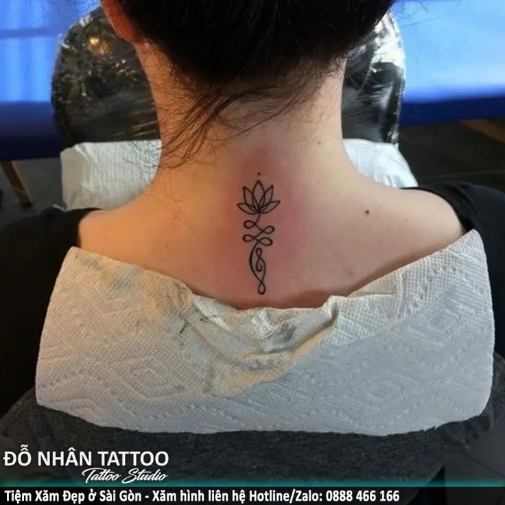 Hình Xăm Sau Gáy Cho Nữ: Đẹp, Cá Tính Và Ý Nghĩa 49