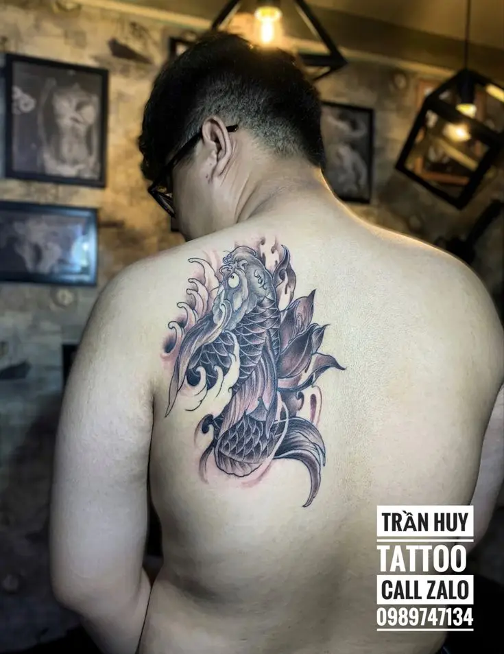 Hình Xăm Tô Đen Nhấn Trắng - Nghệ Thuật Đối Lập Ấn Tượng 43