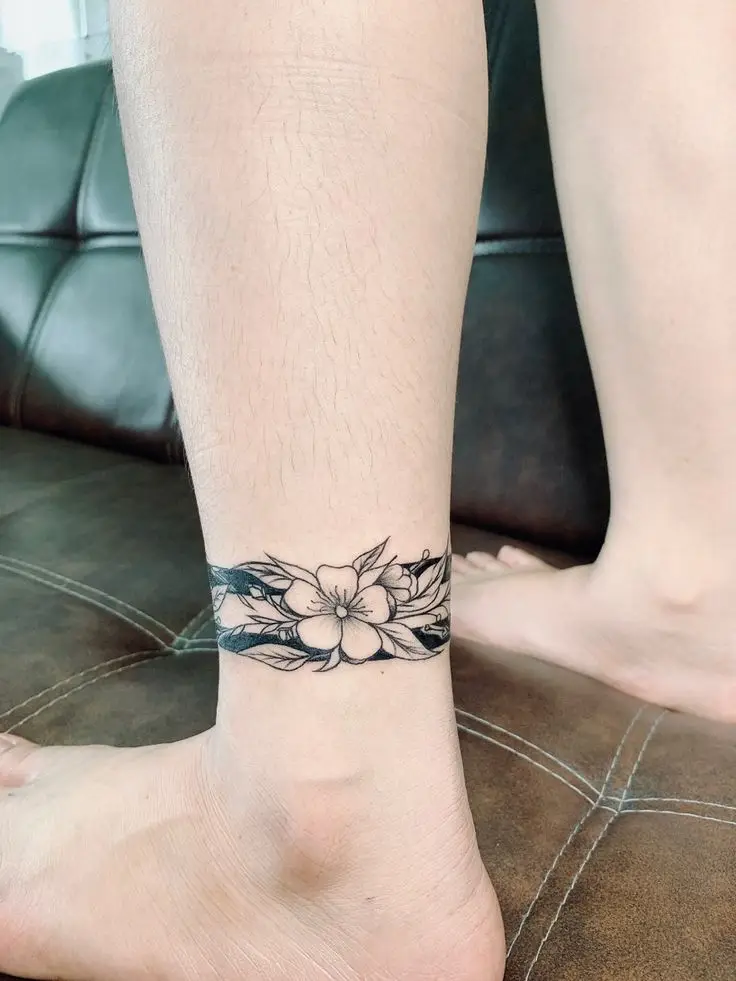 Ý nghĩa và mẫu hình xăm vòng chân nhật cổ 36